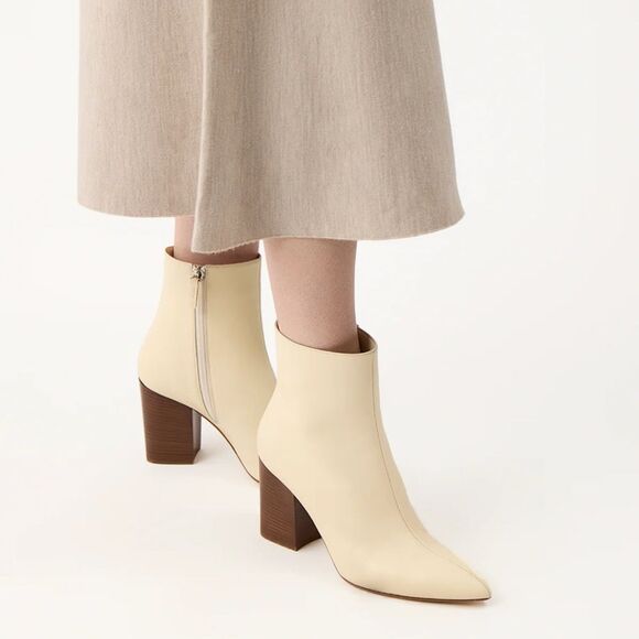 Gabriela Hearst Rio Ankle Boot in Cream Leather size 39.5